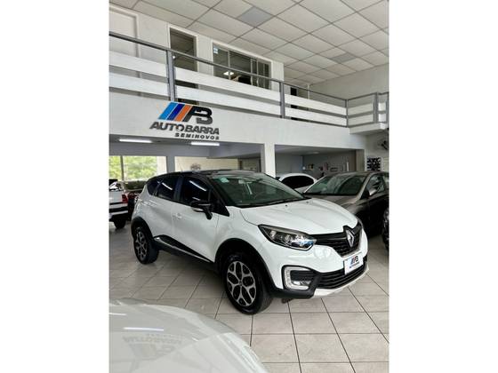RENAULT CAPTUR 1.6 16V SCE FLEX INTENSE X-TRONIC RENAULT CAPTUR 1.6 16V SCE FLEX INTENSE X-TRONIC